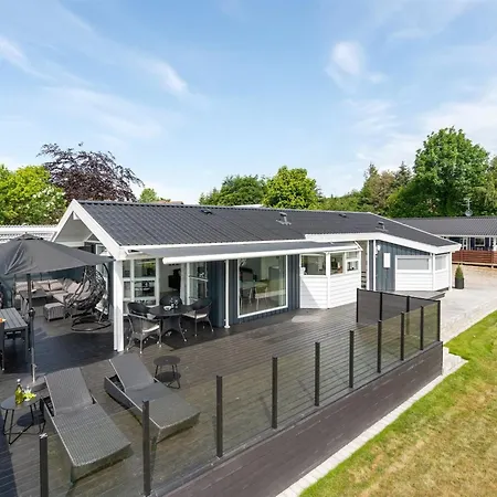 Casa de Férias Aasta - 250m From The Sea By Interhome