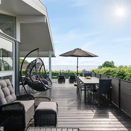 Semesterbostad Aasta - 250m From The Sea By Interhome Binderup Strand