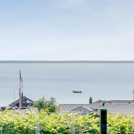 Semesterbostad Aasta - 250m From The Sea By Interhome Binderup Strand