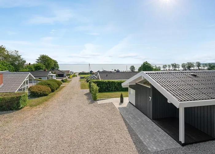 Aasta - 250m From The Sea By Interhome